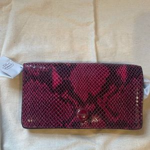 NWT AUTHENTIC COACH WRISTLET WALLET